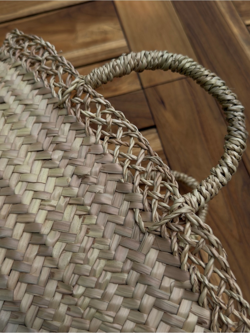 Classic Straw Market Basket 18” W x 7” D x 10” H - Picture 5 of 5
